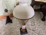 ELECTRIC LAMP WITH SHADE