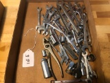 FLAT OF WRENCHES