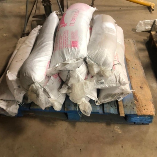 PALLET OF SAND BAGS