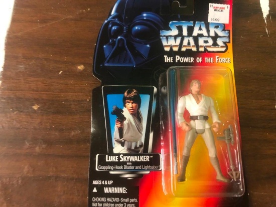 STAR WARS ACTION FIGURE