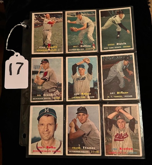 LOT OF 9 1957 TOPPS BASEBALL CARDS INCLUDING NEW YORK GIANTS, MILWAUKEE BRAVES, KANSAS CITY A'S & +