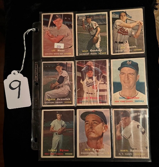 LOT OF 9 1957 TOPPS BASEBALL CARDS - INCLUDING BROOKLYN DODGERS, NEW YORK GIANTS & MORE