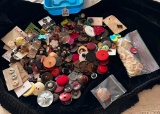CONTAINER OF VARIOUS BUTTONS