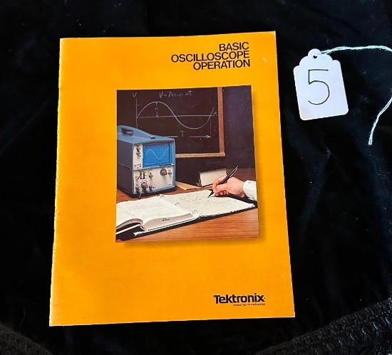 TEKTRONIX BASIC OSCILLOSCOPE OPERATION MANUAL 1978