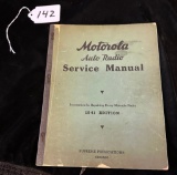 MOTOROLA AUTO RADIO SERVICE. MANUAL 1941 EDITION SUPREME PUBLICATIONS