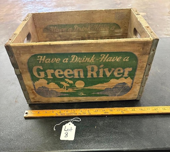 VINTAGE WOODEN GREEN RIVER MORANO BROS. BEVERAGE CO CHICAGO, ILL ADVERTISING BOX CRATE