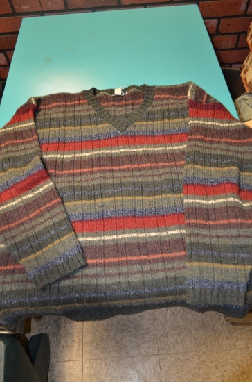 BKLE 72%wool/14%nylon/9%cotton/5%acrylic striped sweater