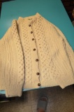 Bouegal Knit Cream colored casual knitted sweater