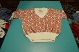 London One Planters Peanuts short sleeve Sweater look