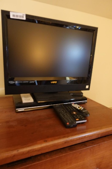Vizio 21 in. Flat Screen & Toshiba DVD Player with remotes