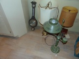 Quantity of lamps & barometer