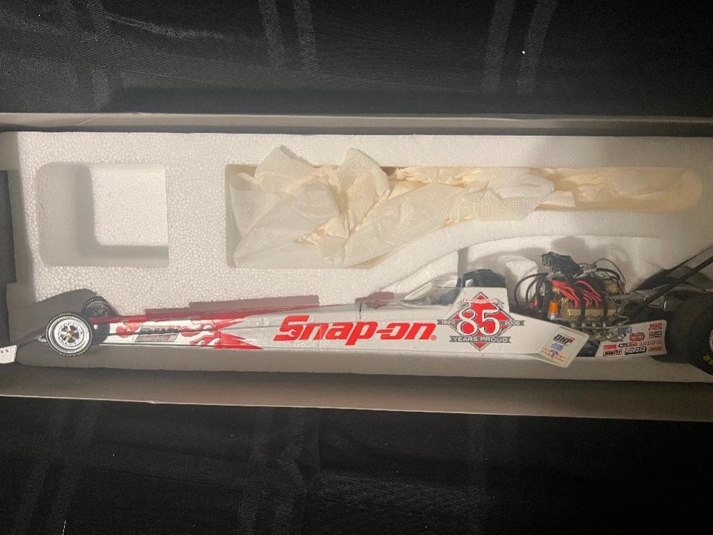 Action Snap-on 1/24 scale Doug Herbert 2005 Dragster 1 of 3,000
