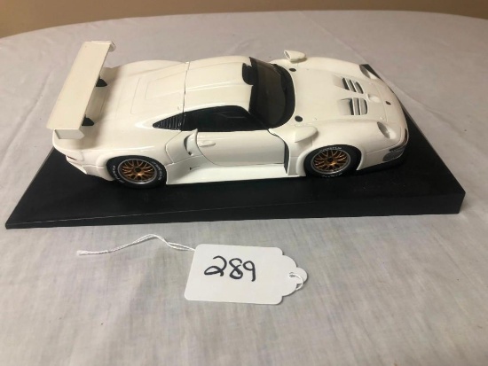UT MODELS PORSCHE 911 GT1