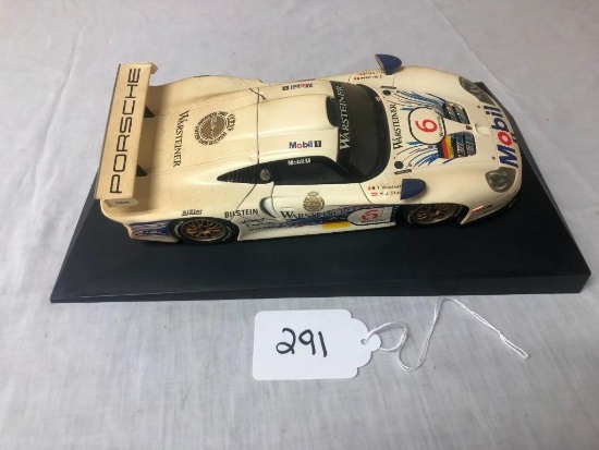 UT MODELS PORSCHE 911 GT1