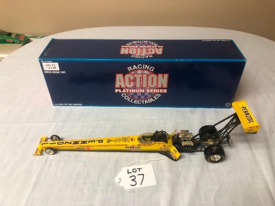 EDDIE HILL ACTION TOP FUEL DRAGSTER