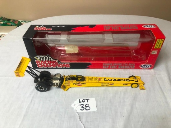 RACING CHAMPIONS EDDIE HILL TOP FUEL DRAGSTER