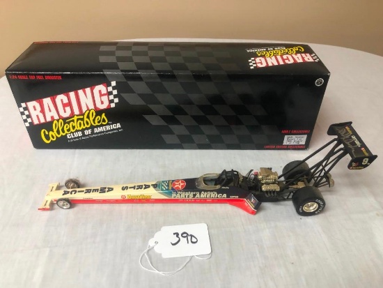 SHELLY ANDERSON ACTION TOP FUEL DRAGSTER