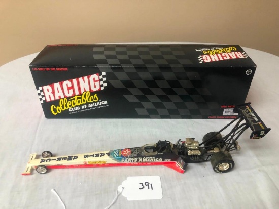 SHELLY ANDERSON ACTION TOP FUEL DRAGSTER