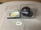 ADRIAN PETERSON MINNASOTA VIKINGS MINI HELMET SIGNED
