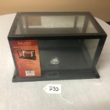 DISPLAY CASE 7.5H 12.6W 7.6D (NEW)