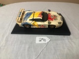 UT MODELS PORSCHE 911 GT1