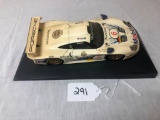 UT MODELS PORSCHE 911 GT1