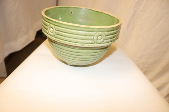 Hanging pottery flower pot