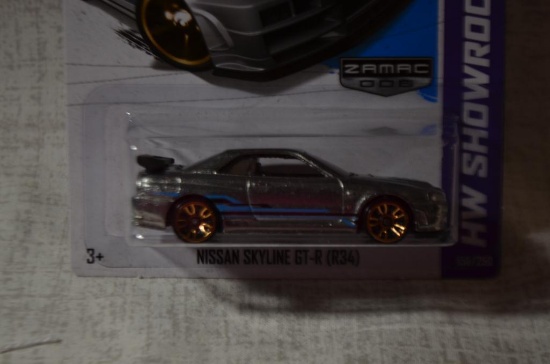 Hot Wheels Show Room Nissan Skyline GT-R (R34)