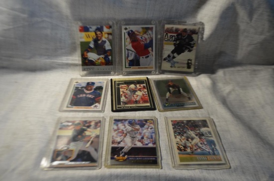 Cards 1 Hockey Gretzky, 8 Baseball (1) Piazza, (1) Jordan, (1) Jetter, (2) Thomas, (1) McGwire, (1)
