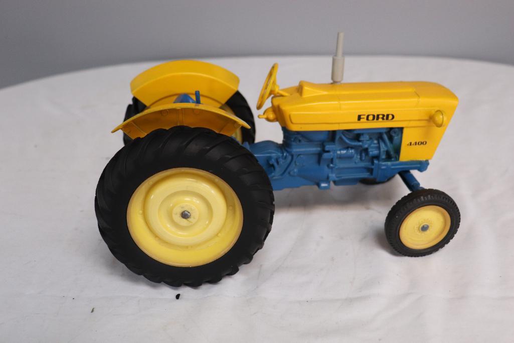 FORD tractor 7740 ERTL made in USA 【公式通販】