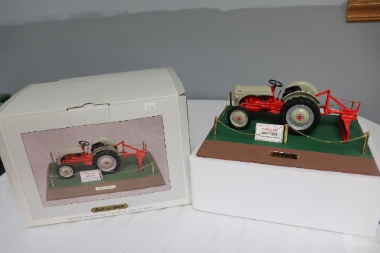 Spec Cast Poly Reisen Collectables Limited Edition Tractor Bank