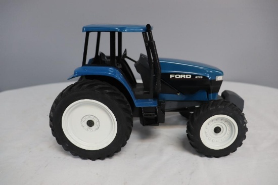 Ertl Ford 8770 1/16 scale Tractor w/ Cab Die-Cast