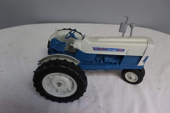 Vintage Hubley Ford Commander 6000 1/12 scale Die-Cast Tractor