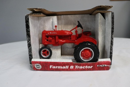 Ertl Farmall B 1/16 Scale Die-Cast Tractor