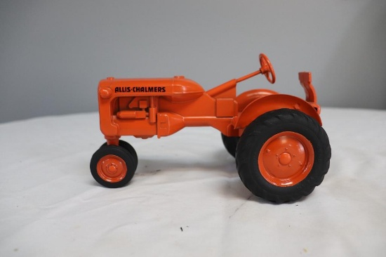 America Precision Products AC 1/16 Scale Tractor