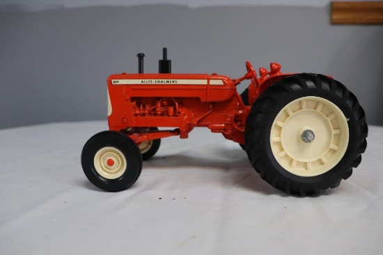 Ertl AC D19 1/16 Scale Die-Cast Tractor