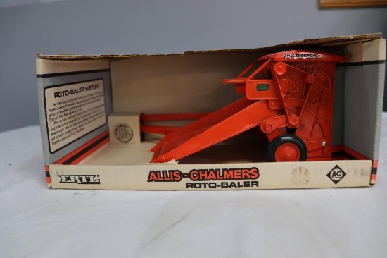 Ertl AC Roto Baler 1/16 Die-Cast