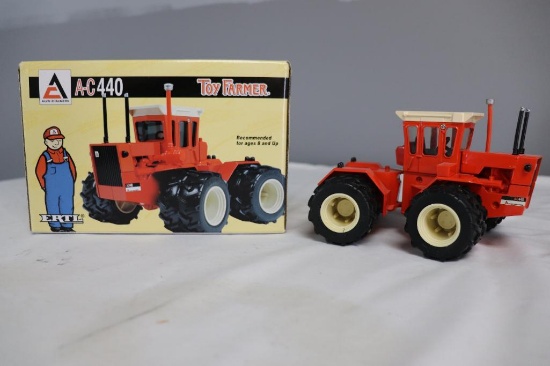 Ertl Toy Farmer Allis Chalmbers 440 Fwd 1/32 Scale Die-Cast Tractor