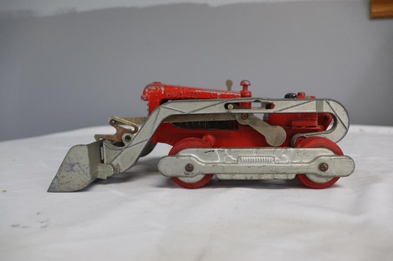 Vintage Hubley 1/16 Scale Die-Cast Bulldozer with loader