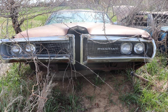 Pontiac Catalina 2 Door Hard Top Sedan