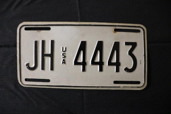 JH USA 4443 Metal License Plate