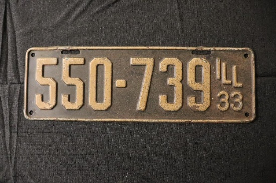 Illinois 550-739 Metal License Plate