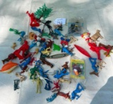 FLAT OF VINTAGE TOY FIGURES