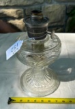 VINTAGE WASHINGTON DRAPE ALADDIN LAMP