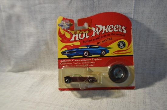 Hot Wheels Authentic Commemorative Replica and Matching Button