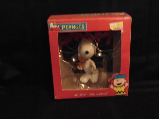 Peanuts, Snoopy w/ Woodstock Ornament