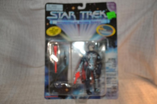 Playmates Star Trek Borg With Firing Cybernetic Arm