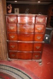 Vintage 5 Drawer Dresser with Claw Feet