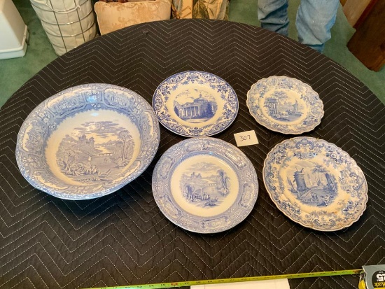 (4) Pieces of Blue & White Pottery