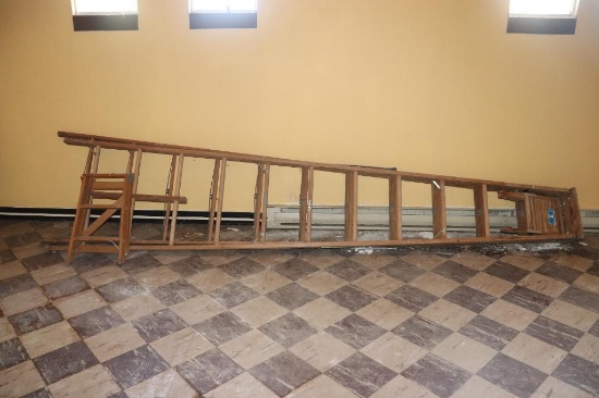 12 foot Wooden Step Ladder with Mini Ladder